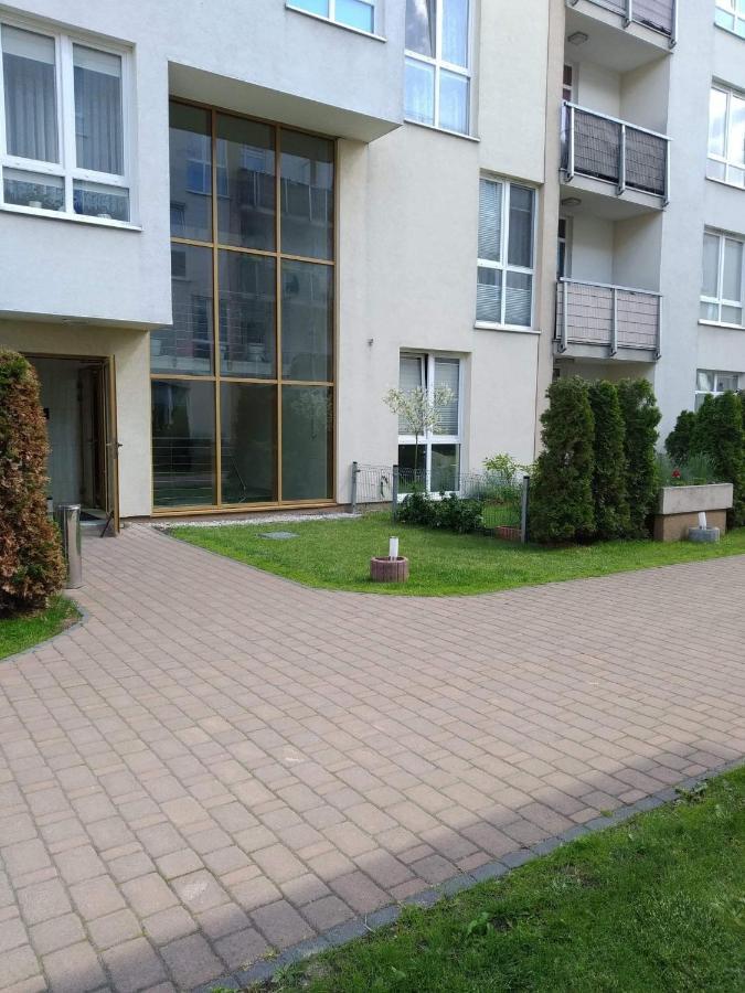 פרוז'קוב Sunny Penthouse With Roof Gardens Overlooking The Warsaw Palace Of Culture מראה חיצוני תמונה